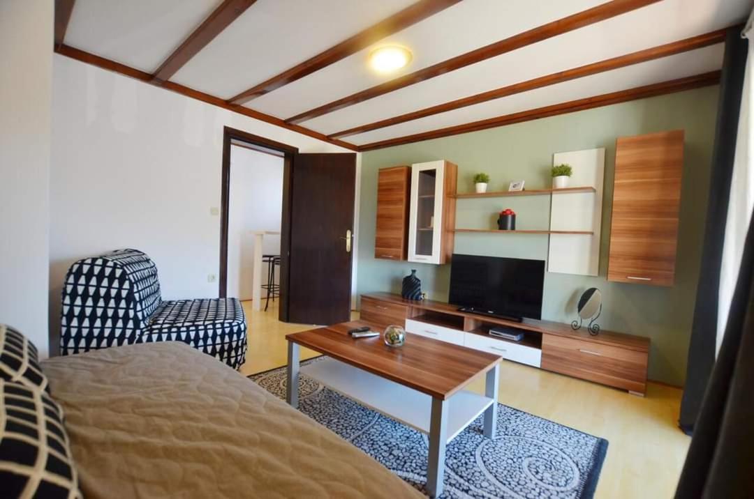 Tony Apartments Rovinj Bagian luar foto