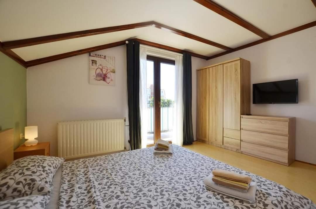 Tony Apartments Rovinj Bagian luar foto