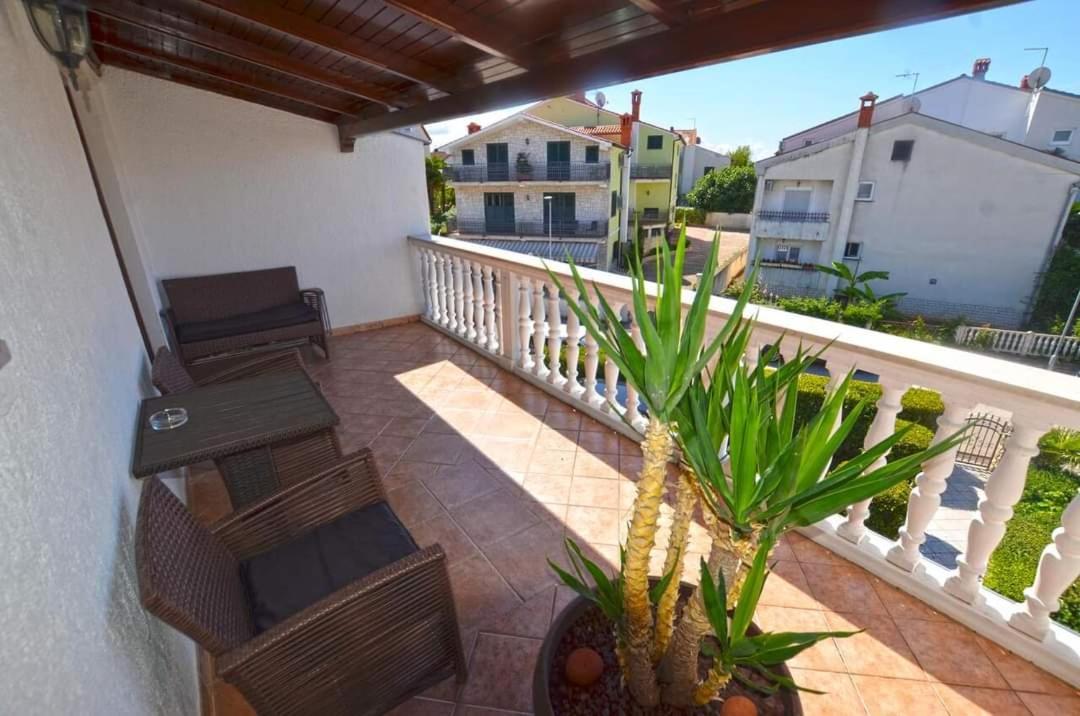 Tony Apartments Rovinj Bagian luar foto