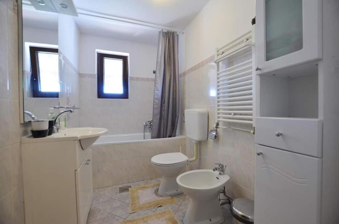 Tony Apartments Rovinj Bagian luar foto